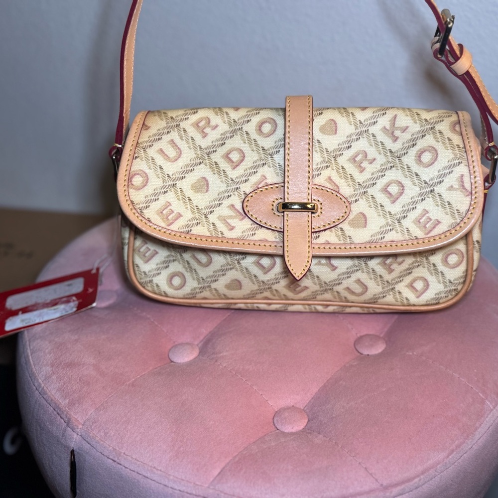 NWT Dooney & Bourke - Picture 2 of 7